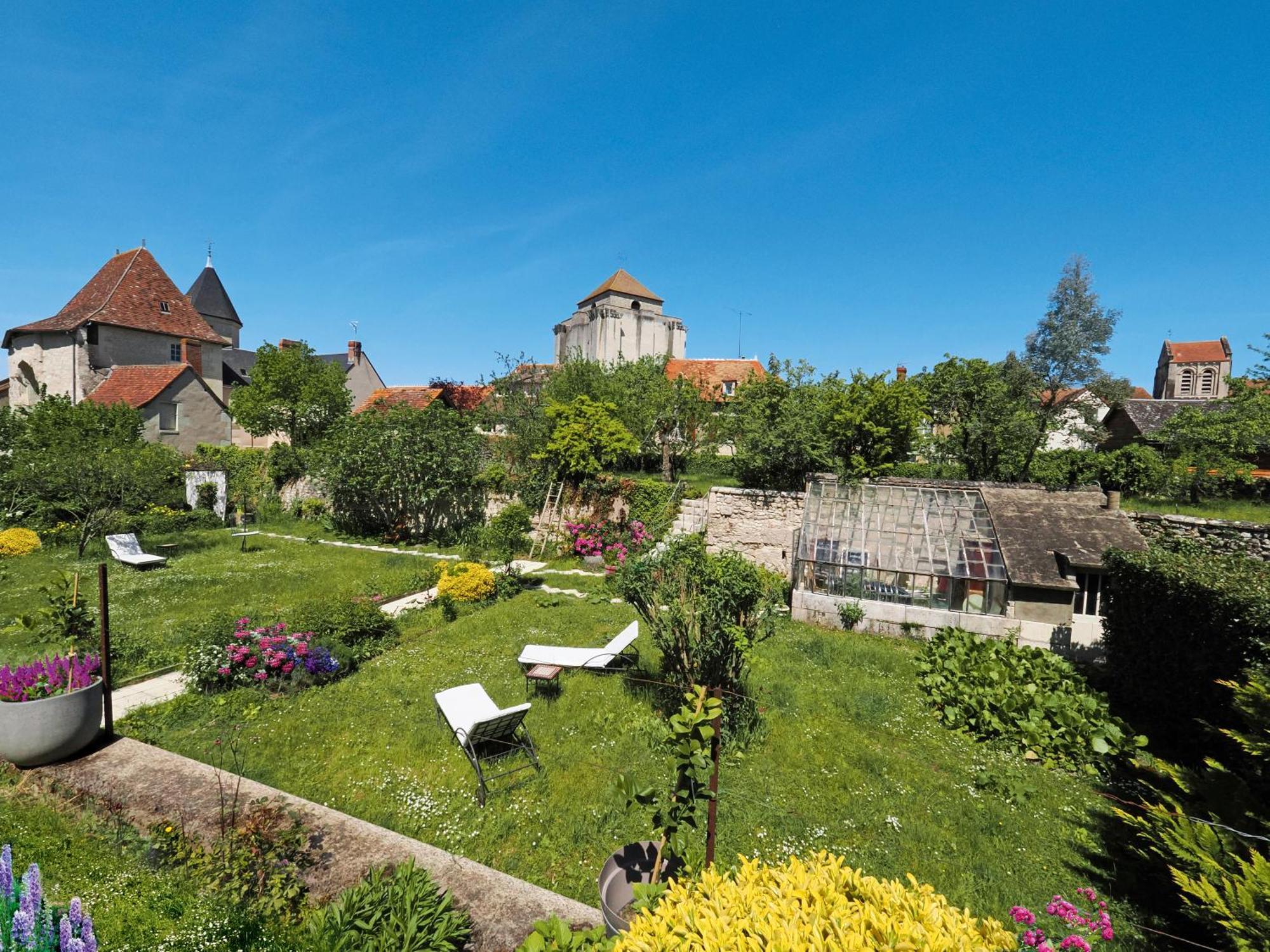 Le Jardin Des Lys - Chambre D'Hote Ou Appartement La Roche-Posay Exteriér fotografie