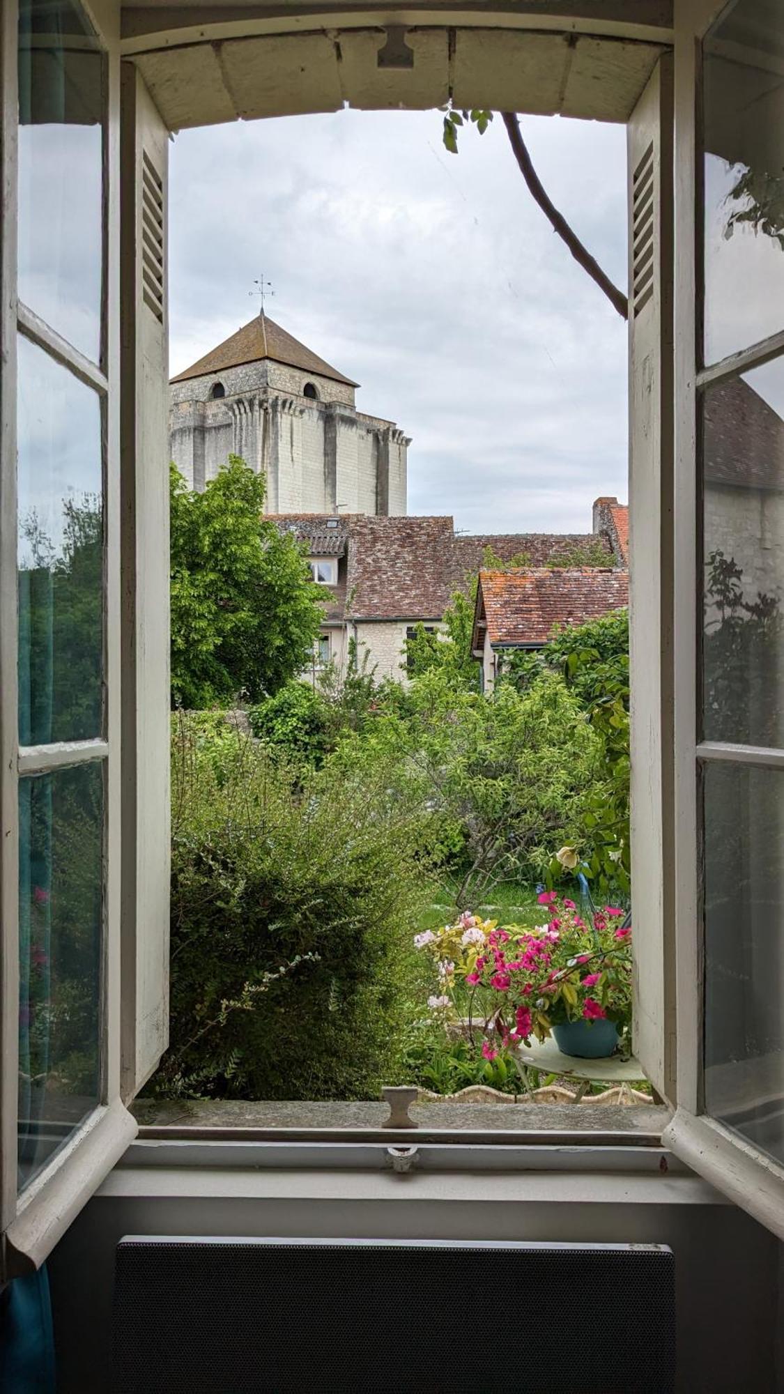 Le Jardin Des Lys - Chambre D'Hote Ou Appartement La Roche-Posay Pokoj fotografie